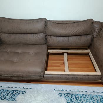 Koltuk Takımı 6 Ayda Dağıldı, Mağaza İlgisiz Ve Çözüm Sunmuyor