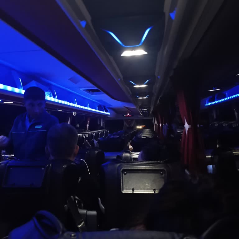 Kamil Koç Yaz Sıcağında Otobüsün Kaloriferi Yüzünden 12 Saatlik Rahatsız Edici Yolculuk