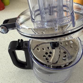 Bulaşık Makinesinde Erime Yapan Mutfak Robotu Kasesi Garanti Kapsamında Değiştirilmiyor