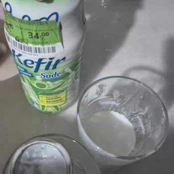 İçim Süt Ve Süt Ürünleri Kefir Ürününde Yabancı Cisimle Karşılaştım!
