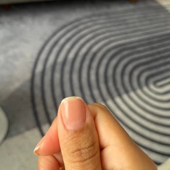 Gratis Beauty Kalıcı Oje Kısa Sürede Tamamen Çıktı Mağduriyet Yaşadım!