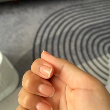 Gratis Beauty Kalıcı Oje Kısa Sürede Tamamen Çıktı Mağduriyet Yaşadım!