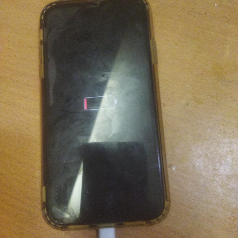 Satın Aldığım İphone 11’in Bataryası Orijinal Değil, Mağduriyetimin Giderilmesini İstiyorum