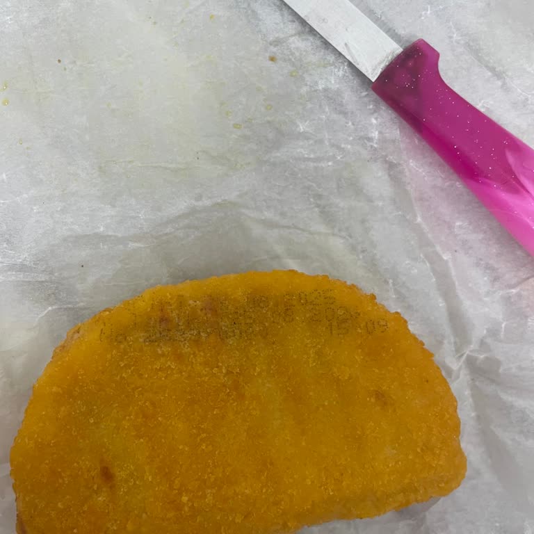 Tavuk Ürününde SKT Bilgisinin Doğrudan Ete Basılması Hijyen Endişesi Yarattı