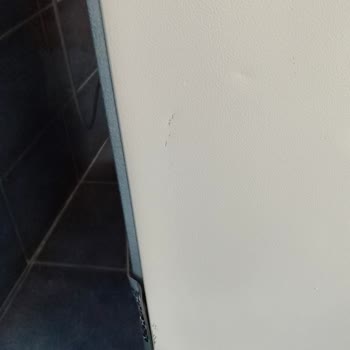 Teslimatta Hasarlı Buzdolabı Ve Yetersiz Müşteri Hizmeti Mağduriyeti