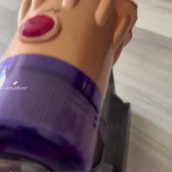 Dyson Süpürgem Şarjda Bile Açılmıyor!