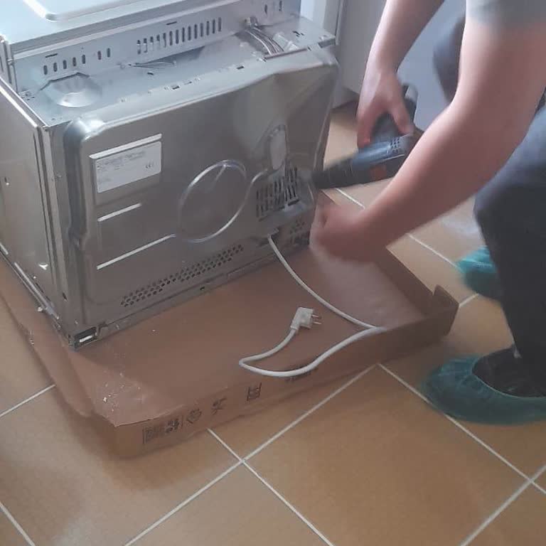 Bosch Ankastre Set Kusurlu Geldi, Servis Çözüm Sunmadı Mağdur Oldum