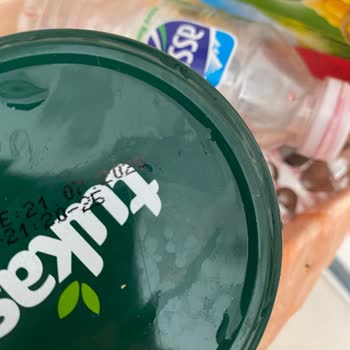 Konserve Garnitür İçinden Salyangoz Çıktı: Sağlık Riski!