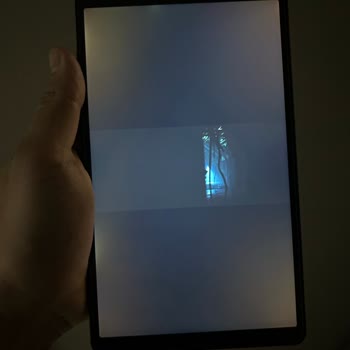 Sıfır Alınan Honor Pad X7 Tabletin Ekranında Işık Sızması Ve İade Sürecinde İlgisizlik