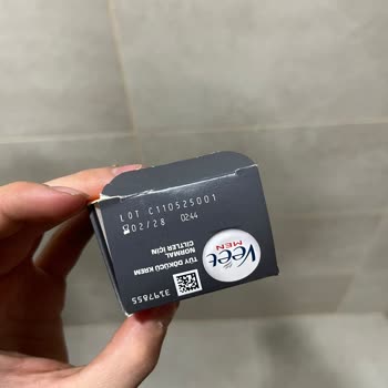 Severe Allergic Reaction After Using Veet Men Sensitive Skin Hair Removal Cream