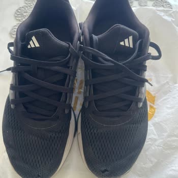 Adidas Ultrabounce Ayakkabıda Tekrarlayan Delik Sorunu Ve Garanti Reddi