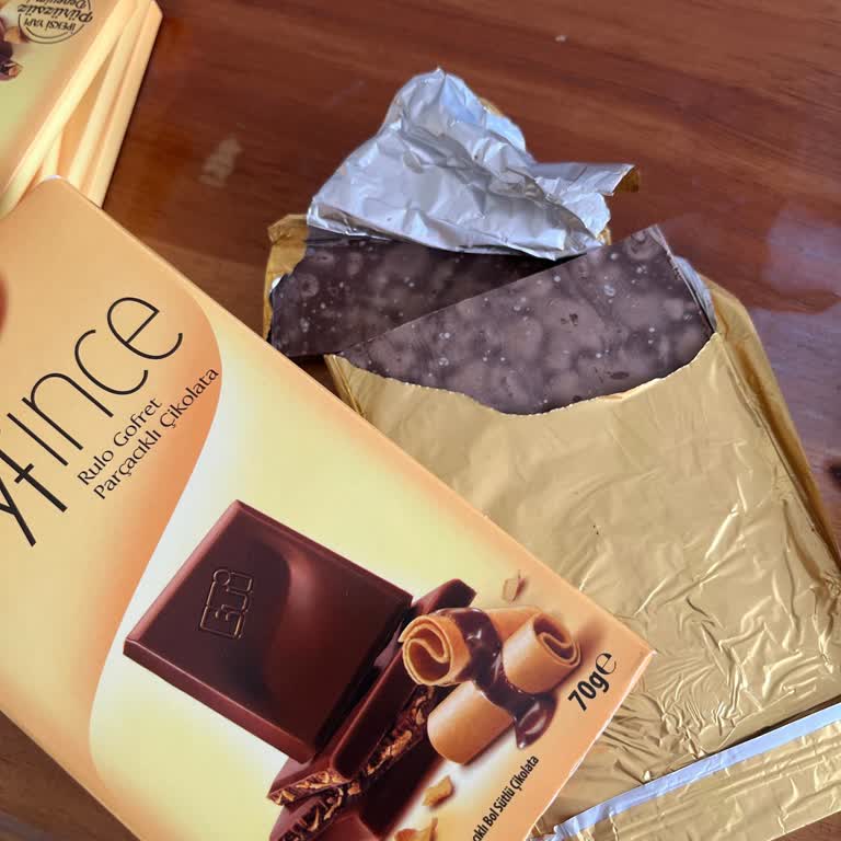 Son Kullanma Tarihi Geçmemiş Eti Rulo Gofret Bozuk Çıktı!