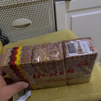 Aldığım Bisküvide Yırtık Ambalaj Ve Kemirgen Teması Şüphesi: Sağlık Riski