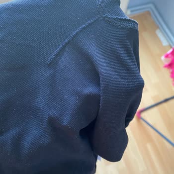 İlk Giyişte Sökülen Tayt Nedeniyle Yaşanan Hayal Kırıklığı