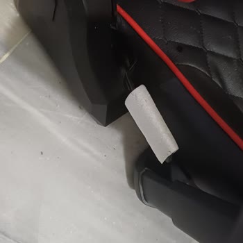 Rampage KL-R40 Throne Serisi Koltuğun Garanti Süresi Dolmadan Kırılması Ve Mağduriyet