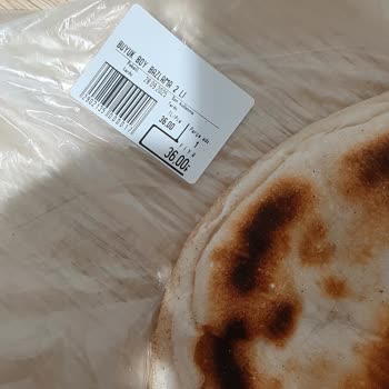 Küflü Bazlama Satışı Ve Eksik Etiketleme Nedeniyle Sağlık Riski