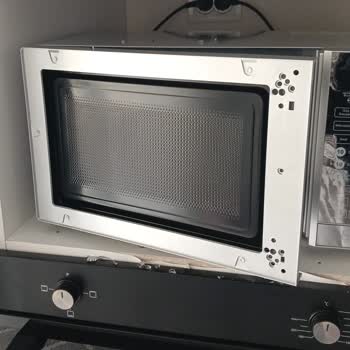 Beko Yetkili Servis Cam Değişimini 43 Gündür Sonuçlandırmadı, Sürekli Oyalandım