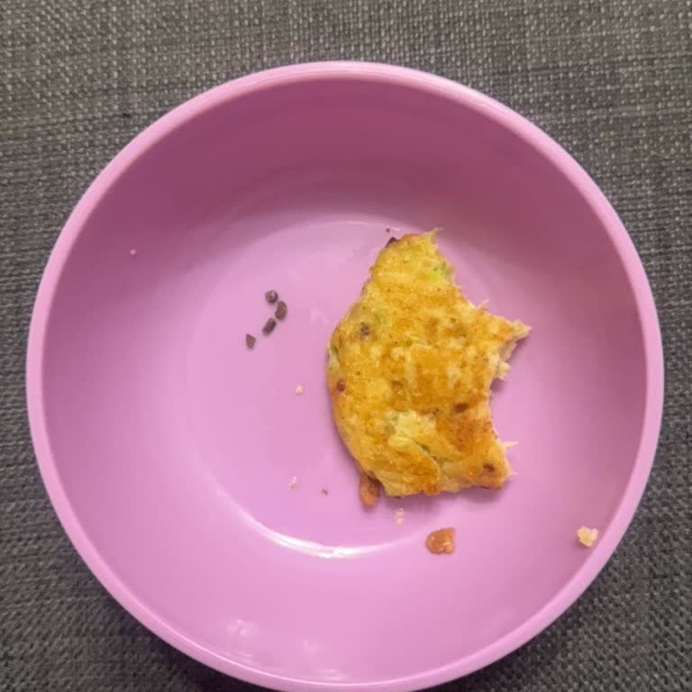 Makarna Lütfen Mücver Karışımında Taş Parçaları Çıktı, Sağlığımız Tehlikeye Girdi