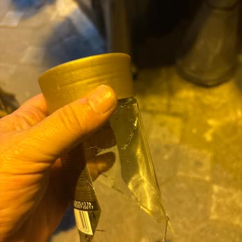 Rossmann Mağazasında Hasarlı Ürün Ve İlgisiz Çalışanlar Nedeniyle Mağduriyet