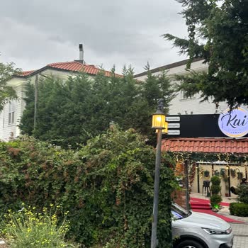 Kai Çengelköyde Üst Üste Yer Değiştirme Talebiyle Değersiz Hissetmek