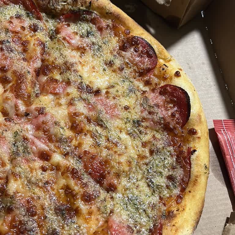 Soğuk Ve Geç Gelen Pizza, Hayal Kırıklığı!