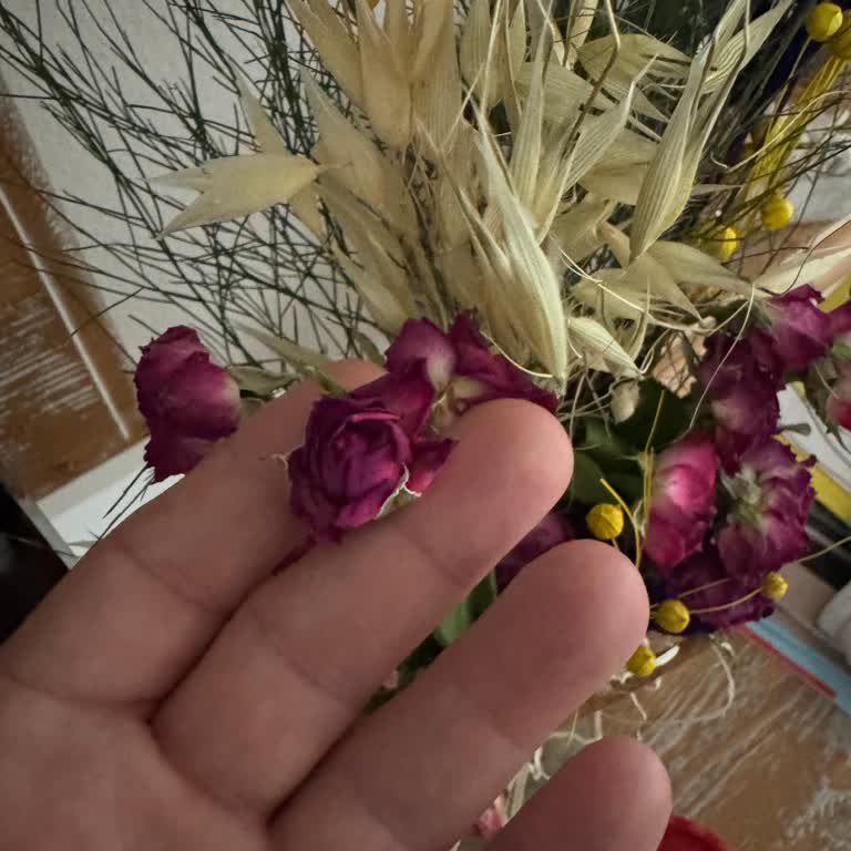 Sipariş Edilen Çiçek Aranjmanı Görselden Çok Küçük Ve Beklentimin Altında Geldi