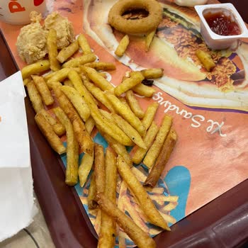 Siparişimde Kömür Kalıntılı Patates Ve Yetersiz Müşteri Hizmeti