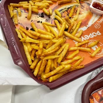 Siparişimde Kömür Kalıntılı Patates Ve Yetersiz Müşteri Hizmeti