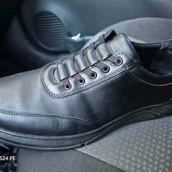 Kısa Sürede Yoğun Koku Yapan Ayakkabı İçin Değişim Veya İade Talebi