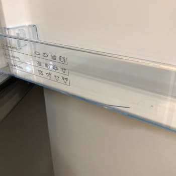 Teşhir Ürün Gönderildi Hasarlı Buzdolabı Teslim Edildi