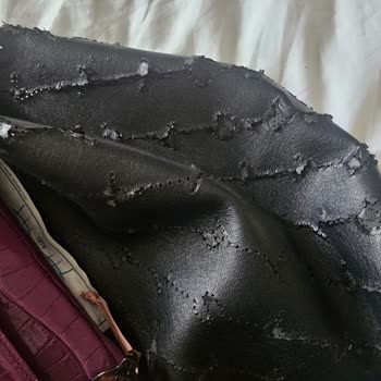 Stella McCartney Çantam Kısa Sürede Deforme Oldu, Mağduriyetim Giderilmiyor