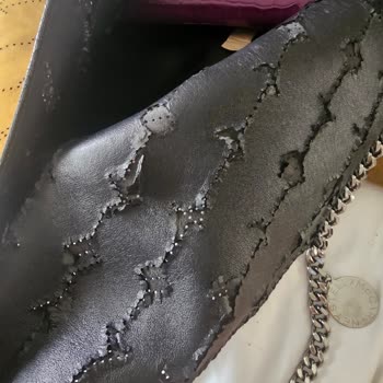 Stella McCartney Çantam Kısa Sürede Deforme Oldu, Mağduriyetim Giderilmiyor