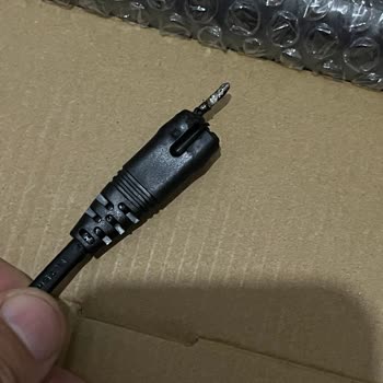 A101den Alınan Solar Aydınlatma Sistemi Fişi Eriyerek Yangın Tehlikesi Oluşturdu