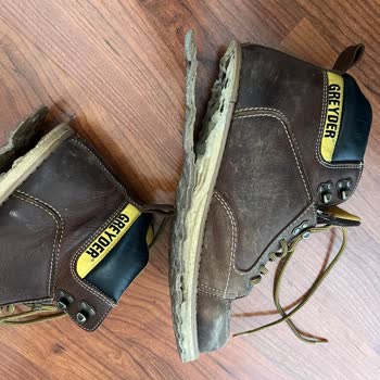 Bir Yıl İçinde Tabanı Eriyen Botlar Mağduriyet Yaşattı