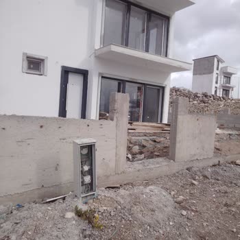 Üçkuyular Yapı İnşaat (Buca) 6 Ayda Teslim Edilmesi Gereken Evim, 3 Yıl Boyunca Tamamlanmadı