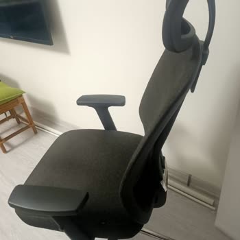 6500 TLye Alınan Koltuk Bir Yıl İçinde Kırıldı Firma Yardımcı Olmadı