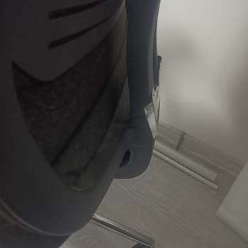 6500 TLye Alınan Koltuk Bir Yıl İçinde Kırıldı Firma Yardımcı Olmadı