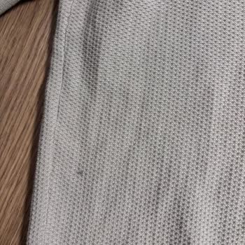 Massimo Dutti Camiseta, problema de hilos tras primer lavado