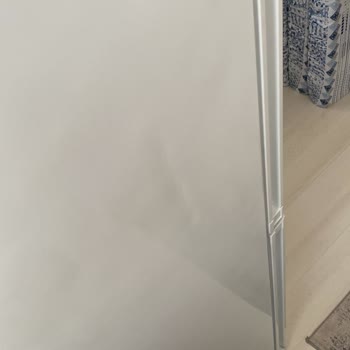 Bosch Sıfır Alınan Buzdolabında Teslimat Sonrası Göçük Ve Eksik Parça Sorunu