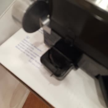 Tamir Sonrası Kırık Dönen Tost Makinesi İçin Değişim Talebim Karşılanmıyor