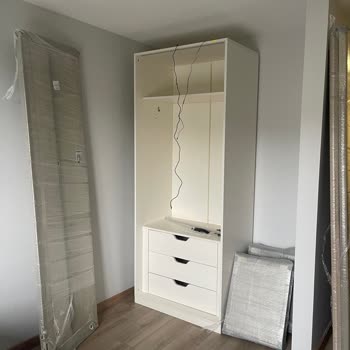 Montaj Ekibi Dolabı Kırdı Kaba Davrandı Çözüm Sunmadı