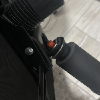 Garanti Süresi Dolmadan Kırılan Oyuncu Koltuğu İçin Çözüm Bekliyorum