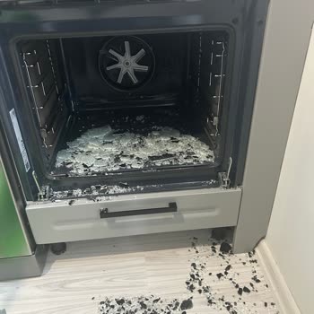 Fırının Camı Patladı, Temizlik Ve Destek Sorunu Yaşıyorum