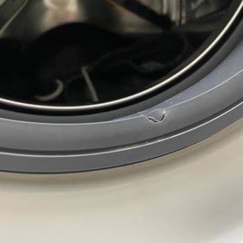 Garanti Kapsamındaki Çamaşır Makinemin Tamiri İçin Ücret Talep Ediliyor