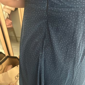 Defolu Elbise İadesi Reddedildi, Ücretim İade Edilmiyor