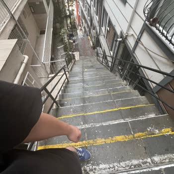 Ağır Kargo Teslimatında Yetersiz Hizmet Ve Uygunsuz Davranış