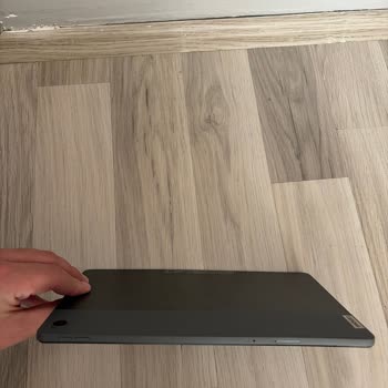 Garanti Süresi Devam Eden Tabletime Serviste İşlem Yapılmadı Ve Bilgi Verilmedi