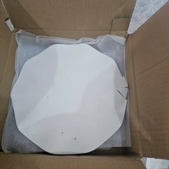 Kırık Servis Tabağı Ve Müşteri Hizmetlerine Ulaşamama Sorunu