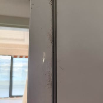 Yeni Alınan Buzdolabında Sürekli Tekrarlayan Lastik Ve Sızıntı Sorunu