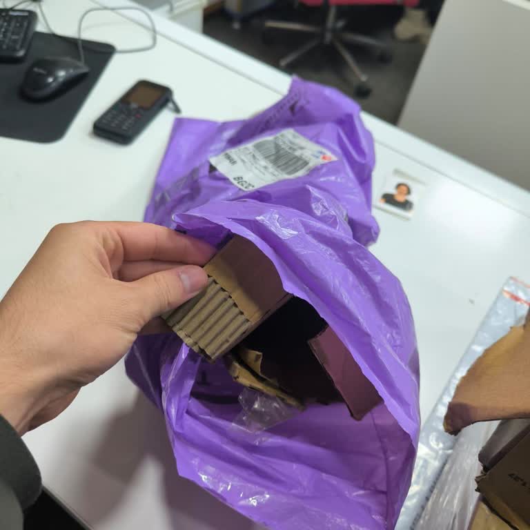 Kargom Çalındı Aras Kargo Çözüm Sunmuyor Mağduriyetim Devam Ediyor